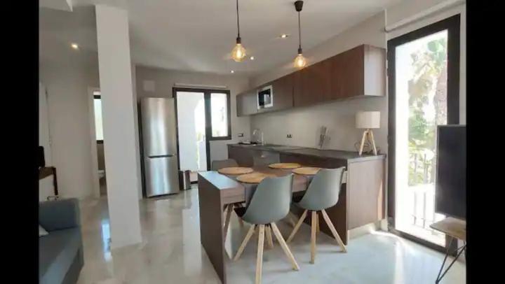 شقة Urb Jardines De Sotogrande Duplex, 120 M2 المظهر الخارجي الصورة