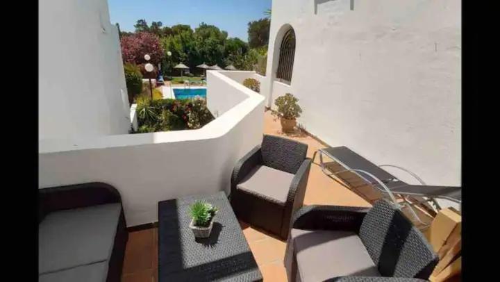 شقة Urb Jardines De Sotogrande Duplex, 120 M2 المظهر الخارجي الصورة