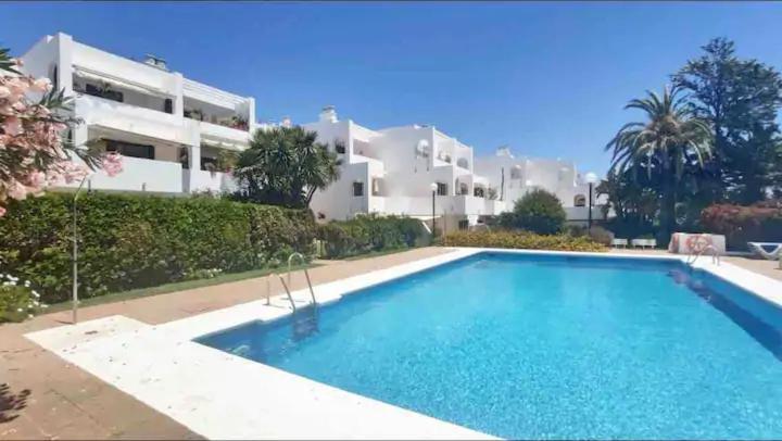 شقة Urb Jardines De Sotogrande Duplex, 120 M2 المظهر الخارجي الصورة